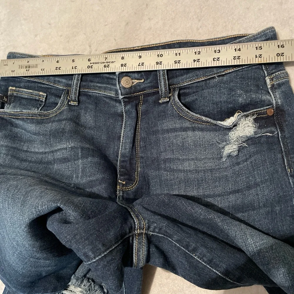 Judy Blue Jeans Womens 9 / 29 Boyfriend Fit Los Angeles Distressed Ripped Denim - Picture 8 of 13